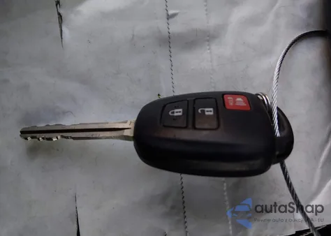 2018 Toyota Rav4 Le z USA, uszkodzony, nr VIN JTMZFREV0JJ178534